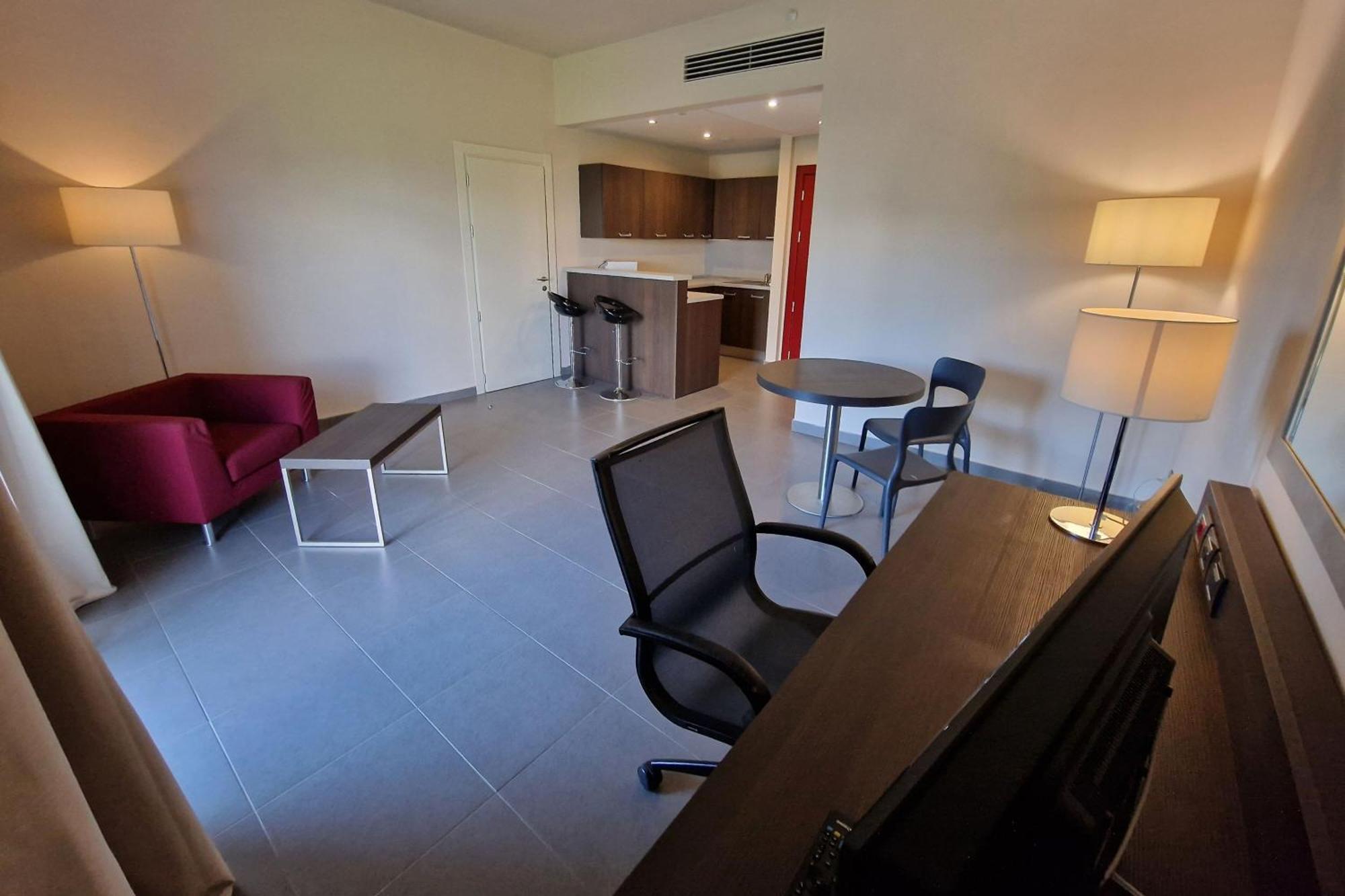 Inn Naples Airport Gricignano dʼAversa Esterno foto